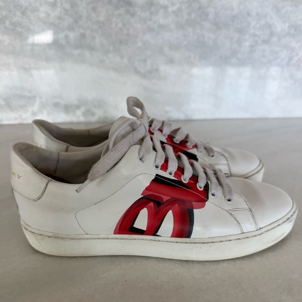Burberry White Leather Sneakers with Red Graffiti Print Logo • 38 - Picture 3 of 10